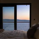 Beach Front Home In Jesenice With Sauna *